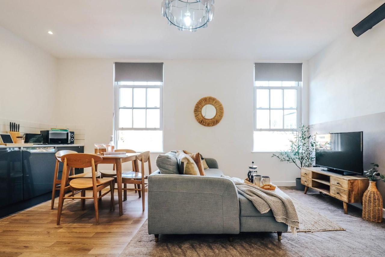 Principality View Apartment Two, By Solace Stays Cardiff Exterior foto