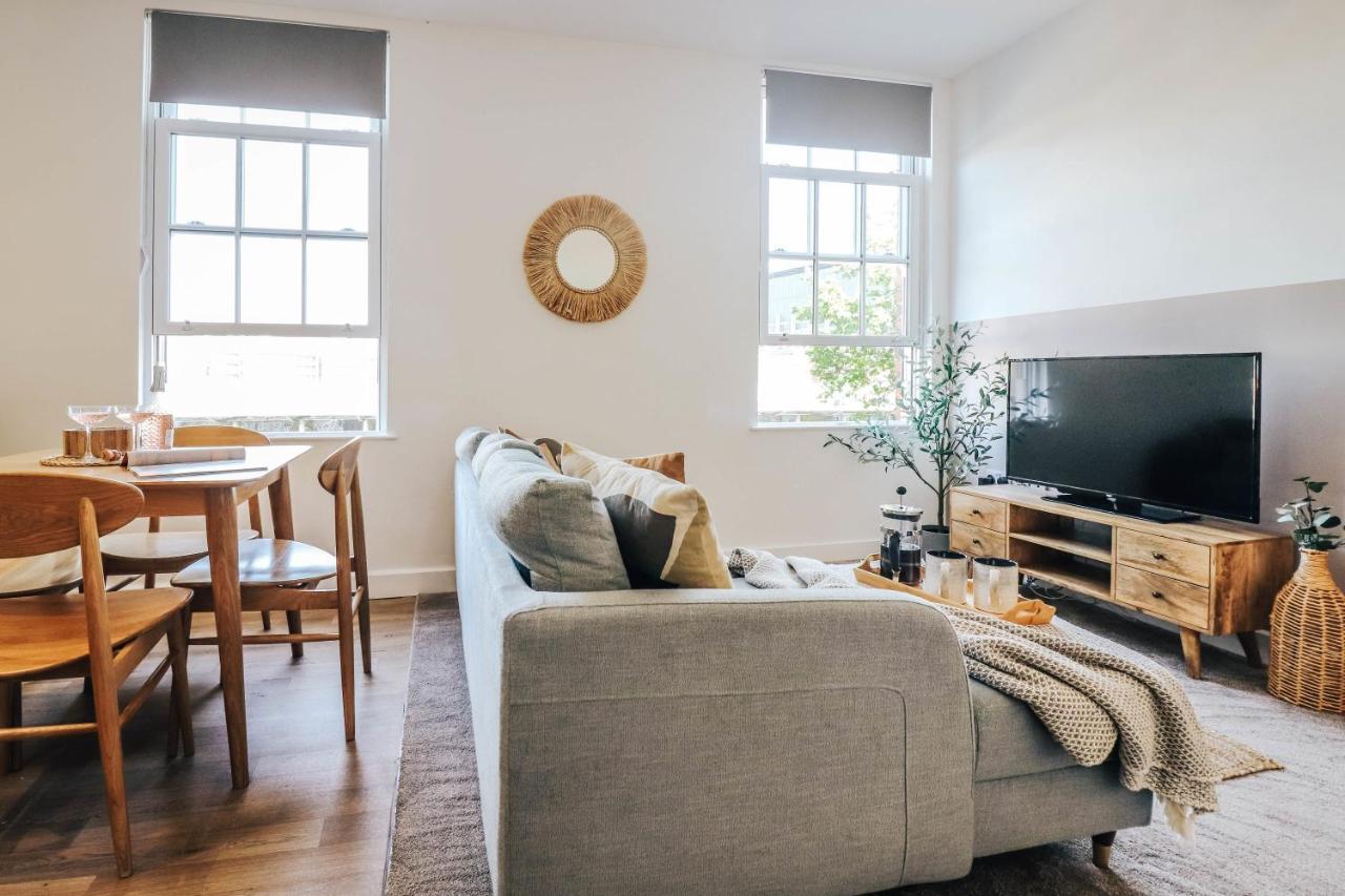 Principality View Apartment Two, By Solace Stays Cardiff Exterior foto